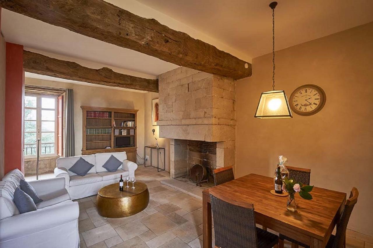 Gite Le Logis - Manoir Le Plessix Madeuc Corseul Exteriör bild